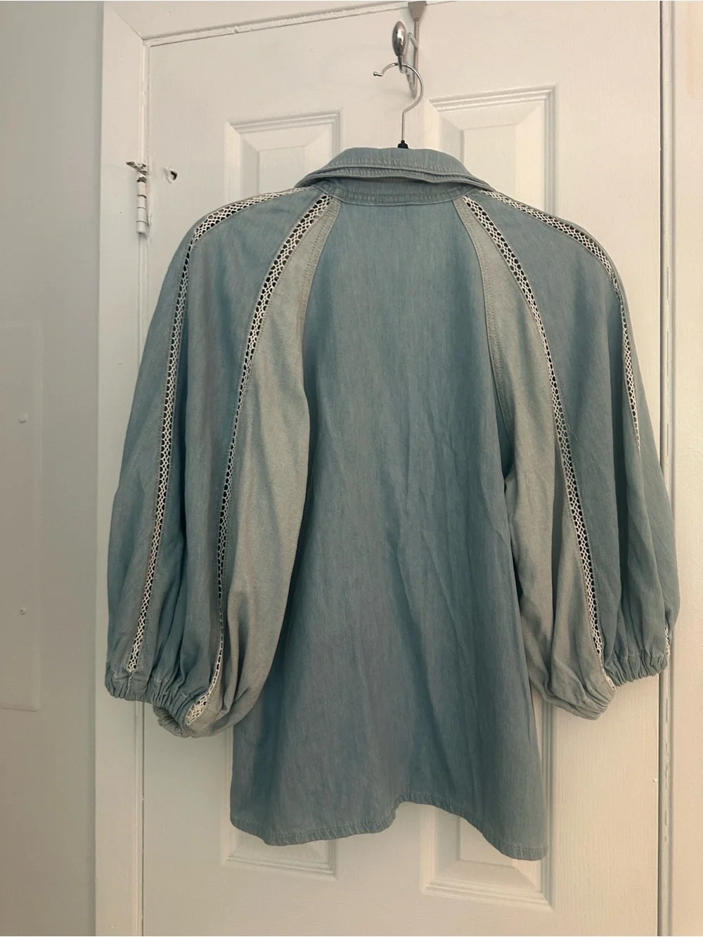 FARM Rio Light Blue Bicolor Button-Front Puff Sleeve Shirt